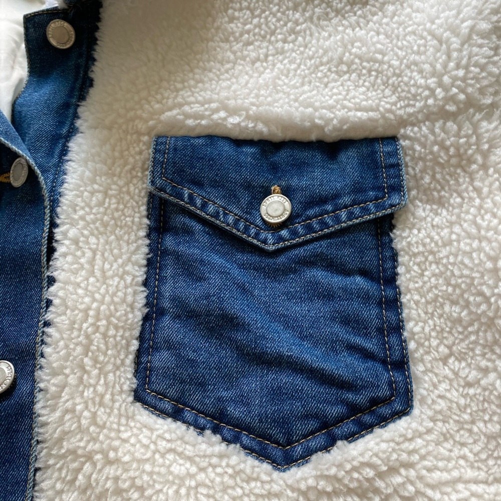 April Kiss Sherpa and Denim Trimmed Jacket. Juniors Size Small. NWT - Picture 13 of 16
